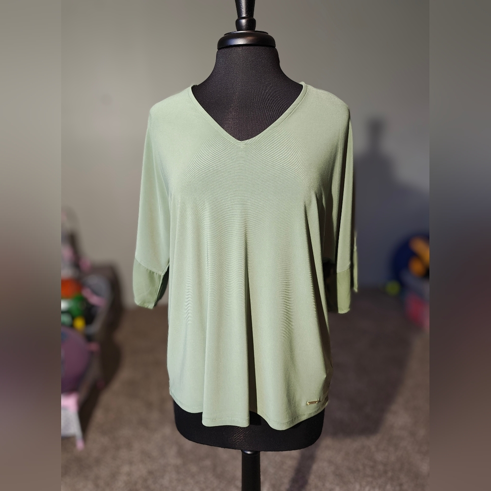 Jones New York Sage Green V-Neck Long Sleeve Top